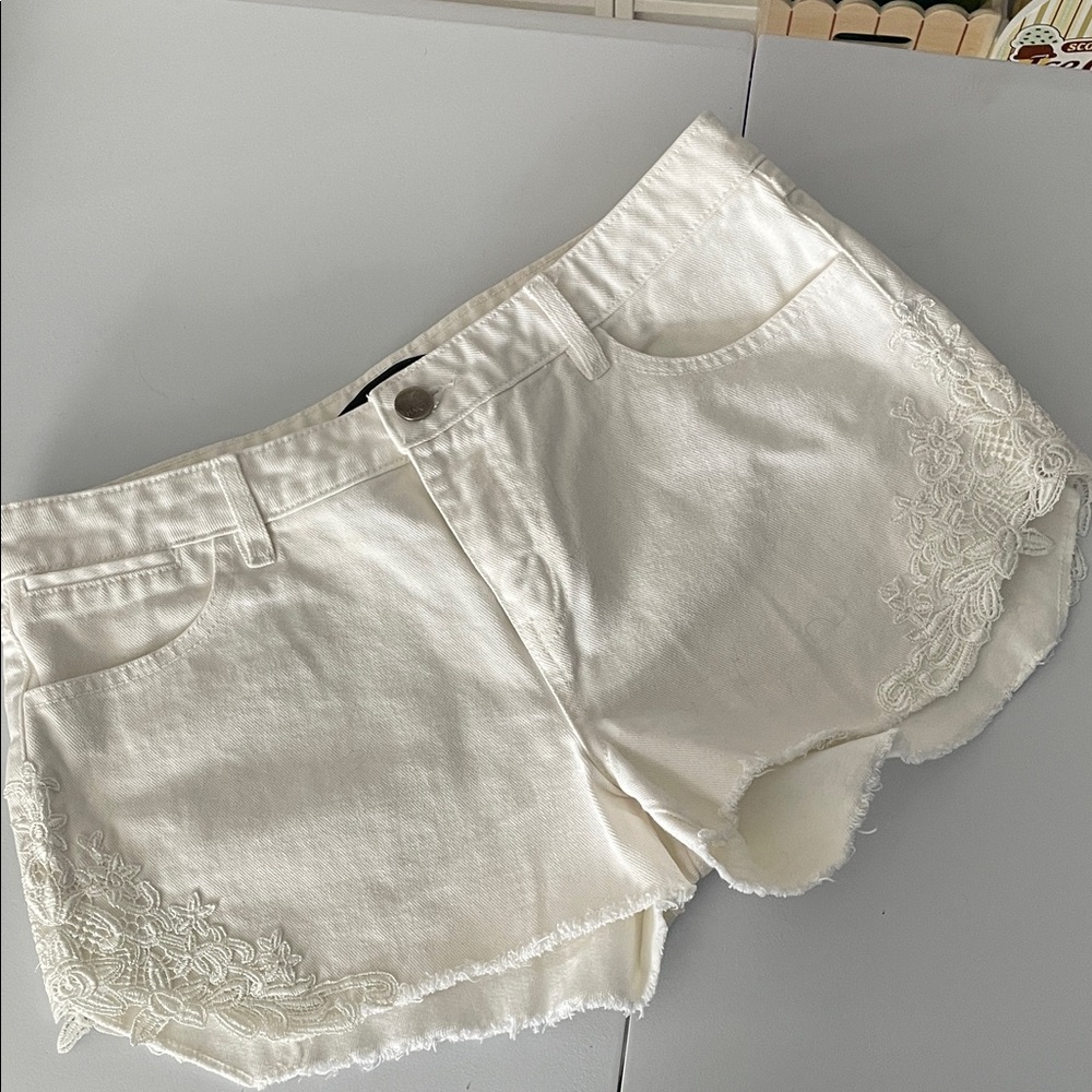 Harper White Floral Jean Shorts